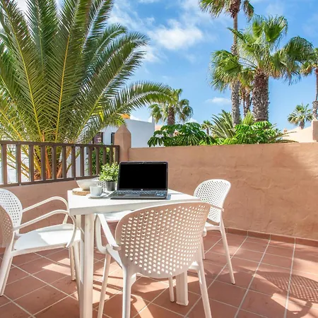 Oasis Duna_ Casa Elena Pool * Corralejo